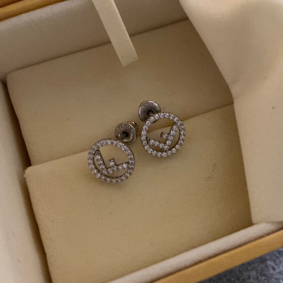 Preloved FENDI Pierced Petite Silver Earrings w/Crystals - Picture 5 of 12